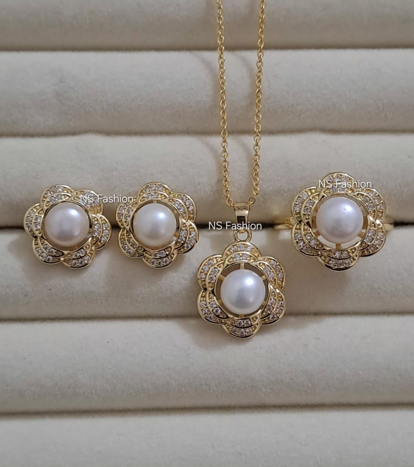 15.1 Camellia Flower Design White Color Original Pearl Pendant Set - Image 1