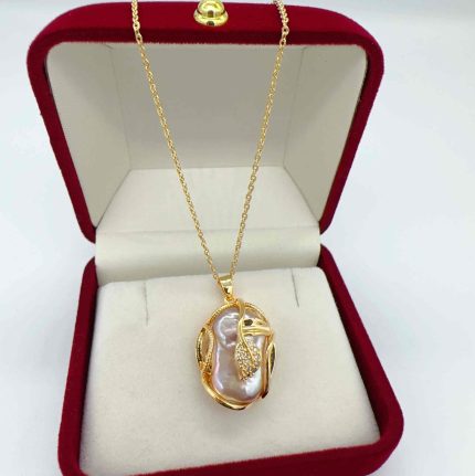 Purple Color Golden Metal Mother Locket