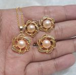 Spinning Design Original Pearl Pendant Set - Image 2