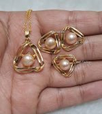 Tri-Angle Design Original Pearl Pendant Set - Image 3