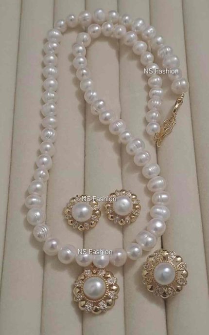 White Color Original Pearl Necklace Set