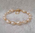 White Color Magnet Clasp Bracelet