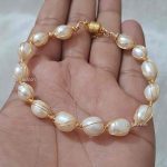 White Color Magnet Clasp Bracelet - Image 2