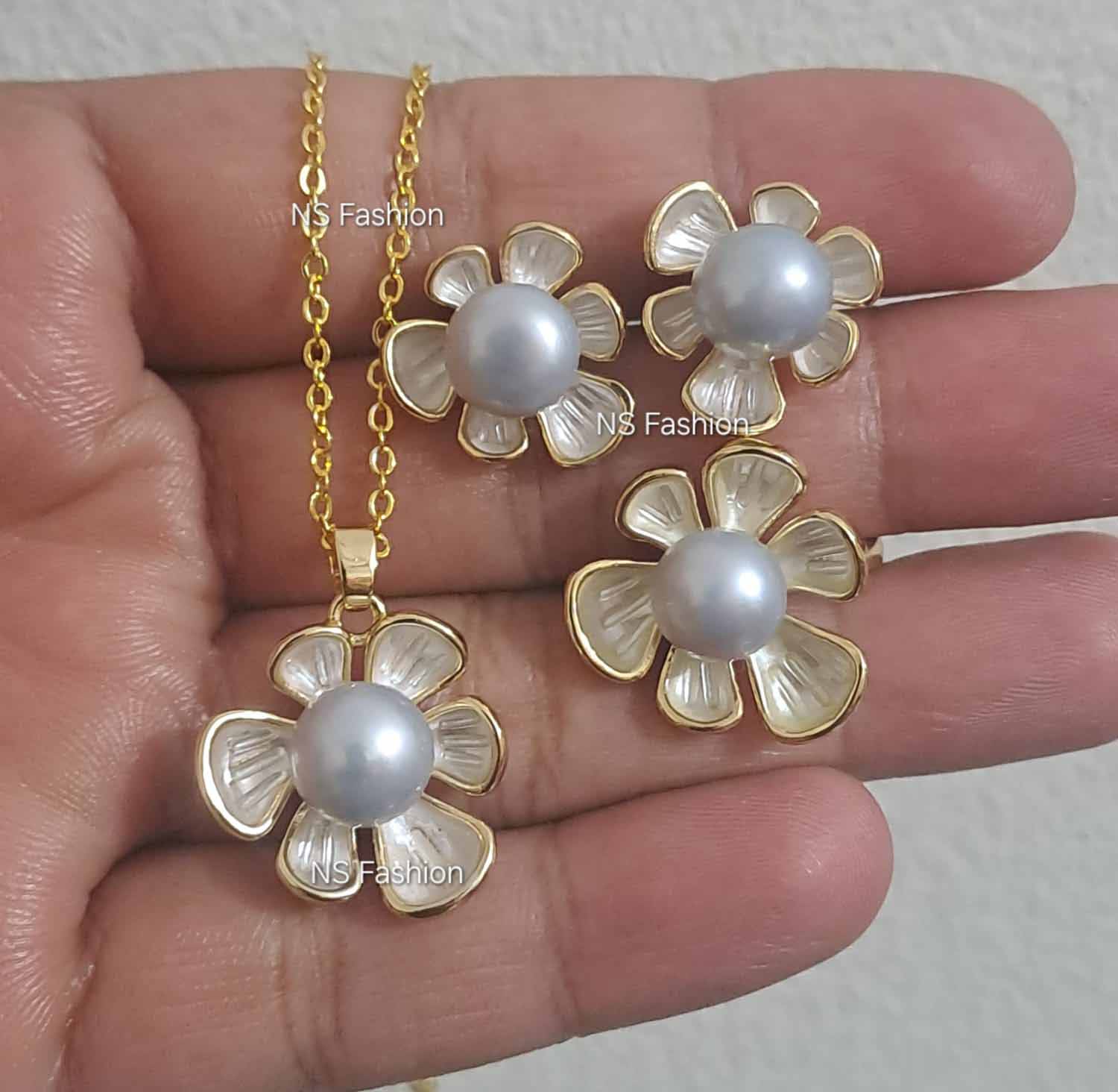 Pink color Shefali flower Pendant set gray Shefali Flower Original Gray Color Pearl Pendant Set - Image 1
