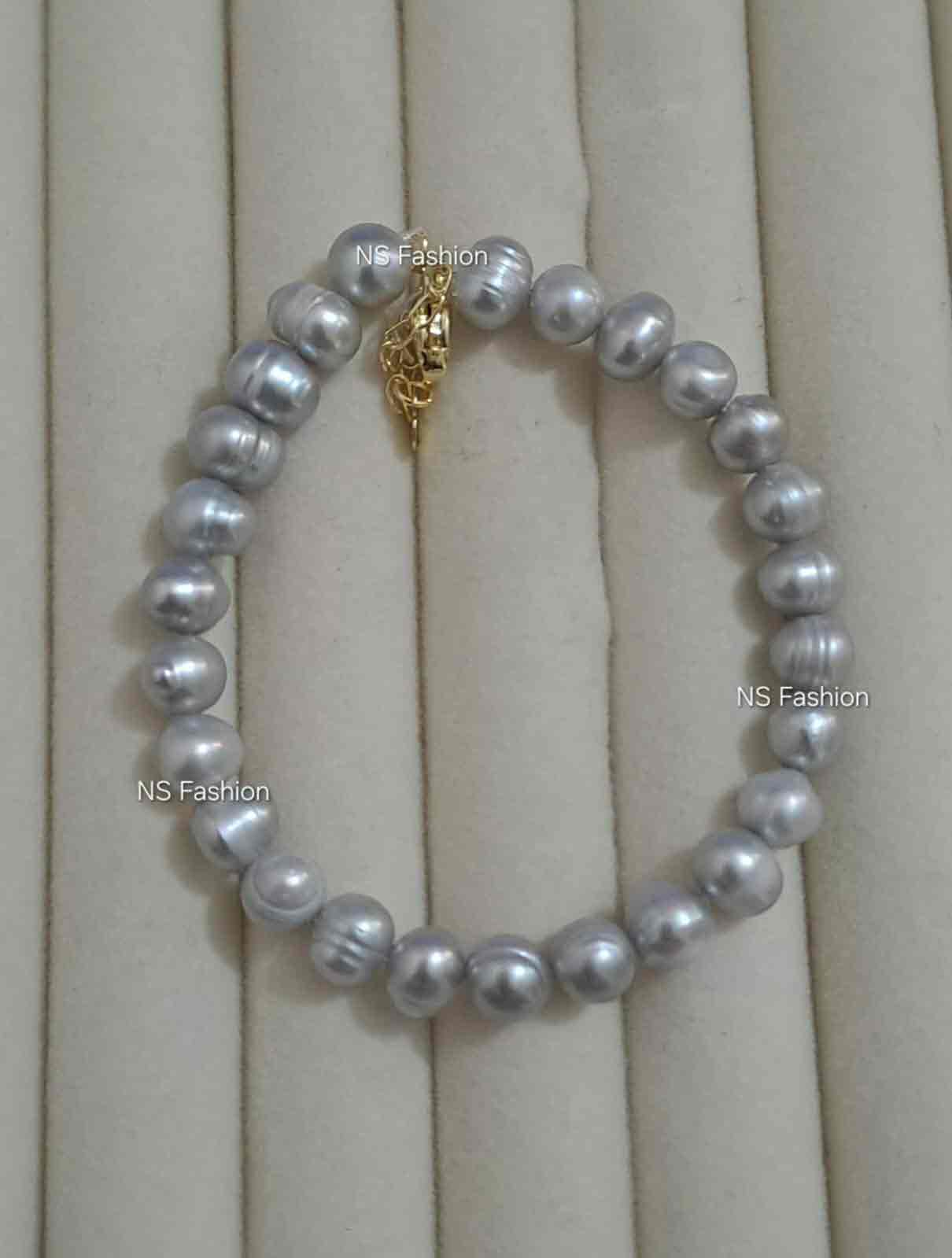 gray-color-pearl-adjustable-bracelet Gray Color Pearl Adjustable Bracelet - Image 1