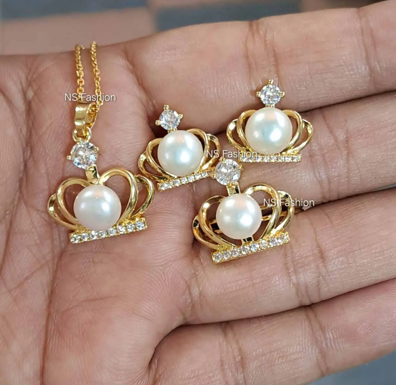 heart-shape-original-pearl-pendent-set-white Heart Shape White Color Pearl Pendant Set - Image 1