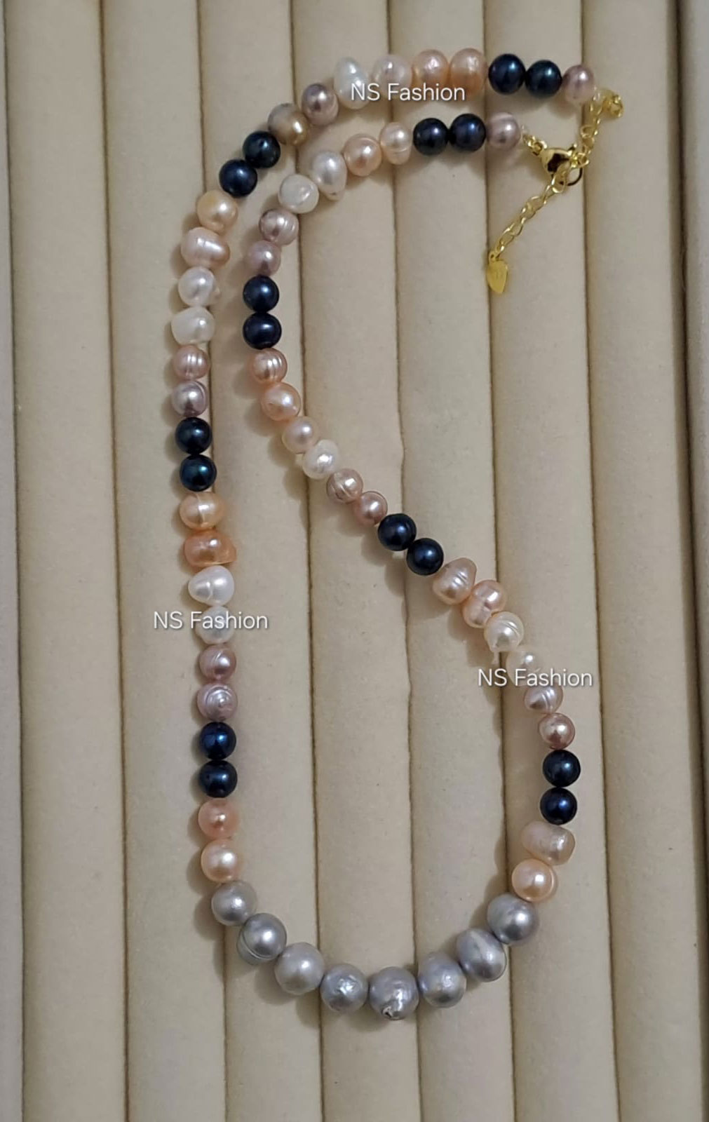 multi-color-100%-original-pearl-necklace 100% Original Multi Color Pearl Necklace - Image 1