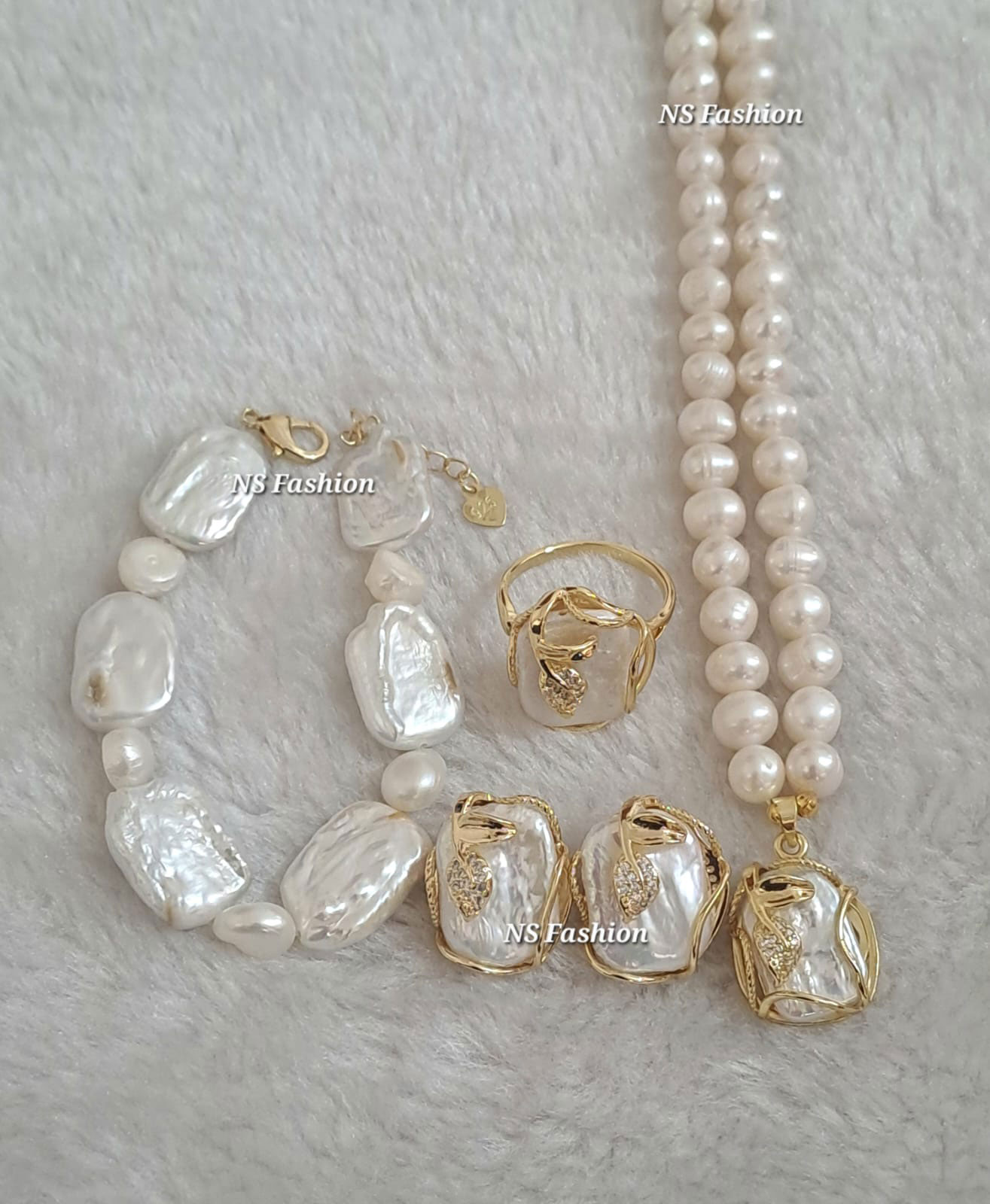 white-color-mother-pearl-necklace-with-bracelet-set 100% Original White Color Mother Pearl Bracelet with Necklace Set - Image 1