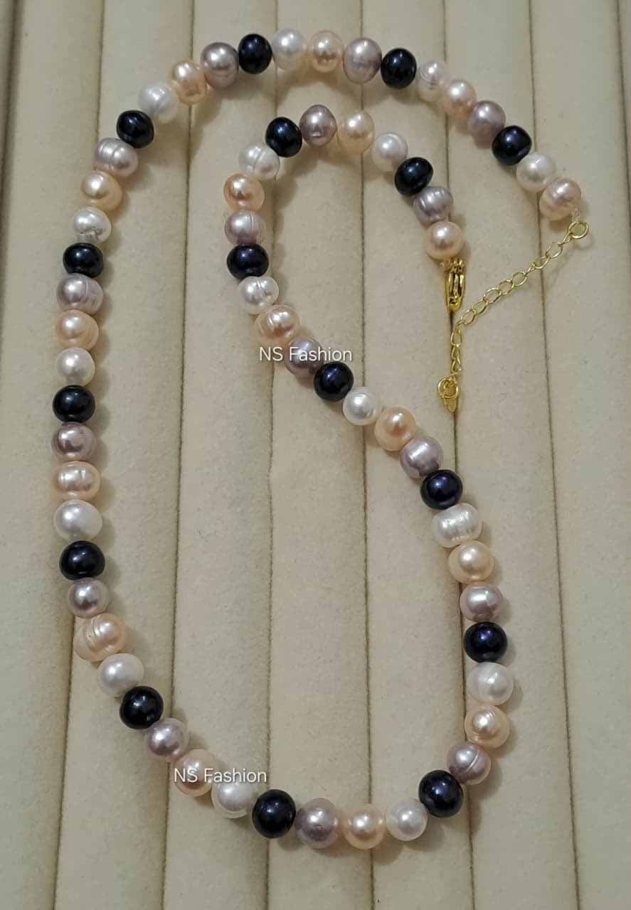 aurora-pearl-necklace Aurora Original Pearl Necklace - Image 1