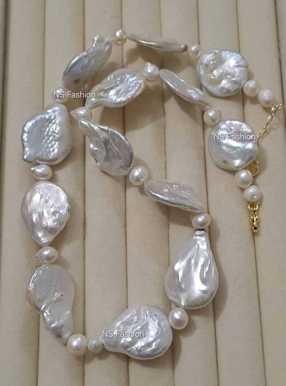 baroque-pearl-necklace-1 Baroque Pearl Necklace - Image 1