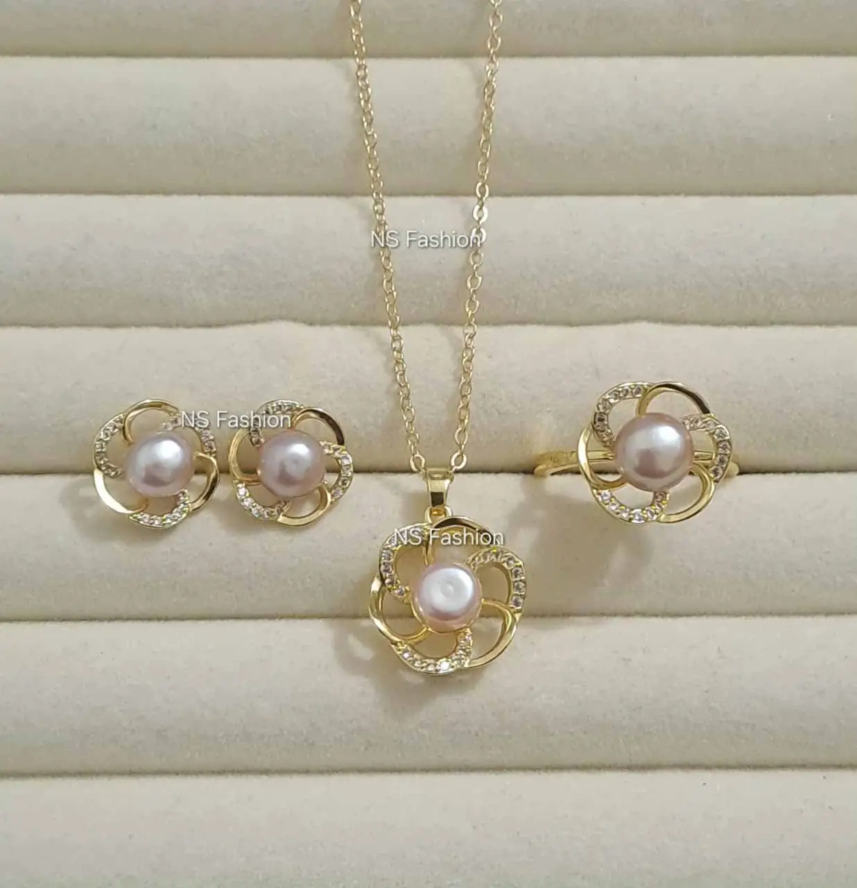 infinity-purple-pearl-set Infinity Purple Pearl Pendant Set - Image 1