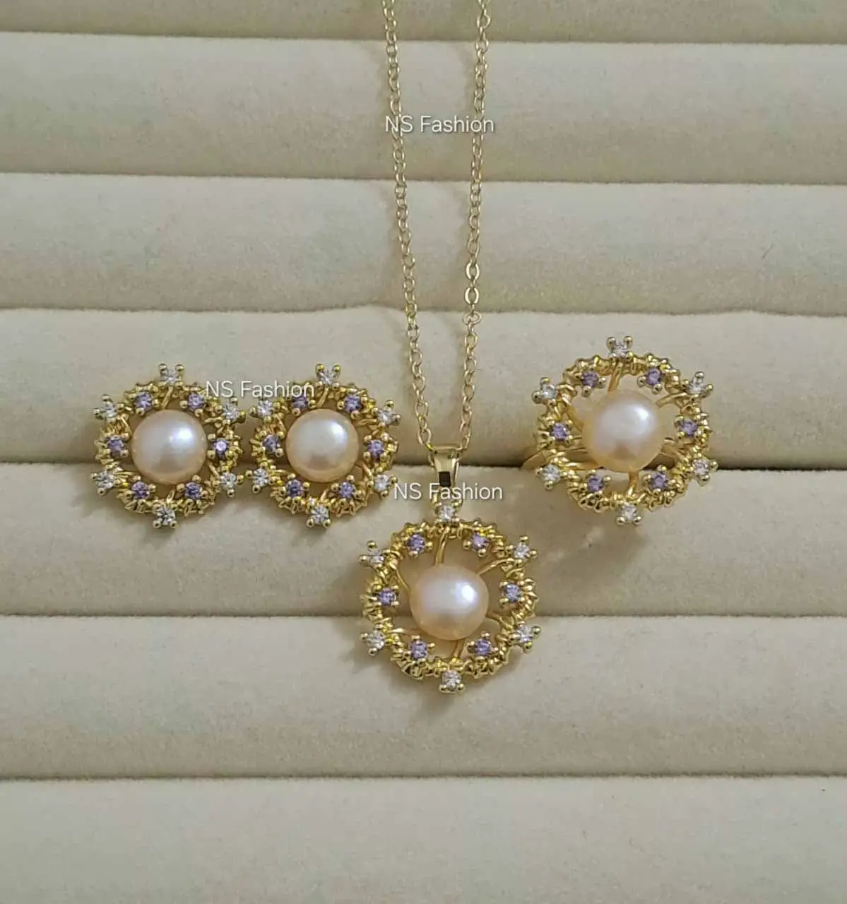 lavender-mist-pink-pearl-pendant-set Lavender Mist Pink Pearl Pendant Set - Image 1