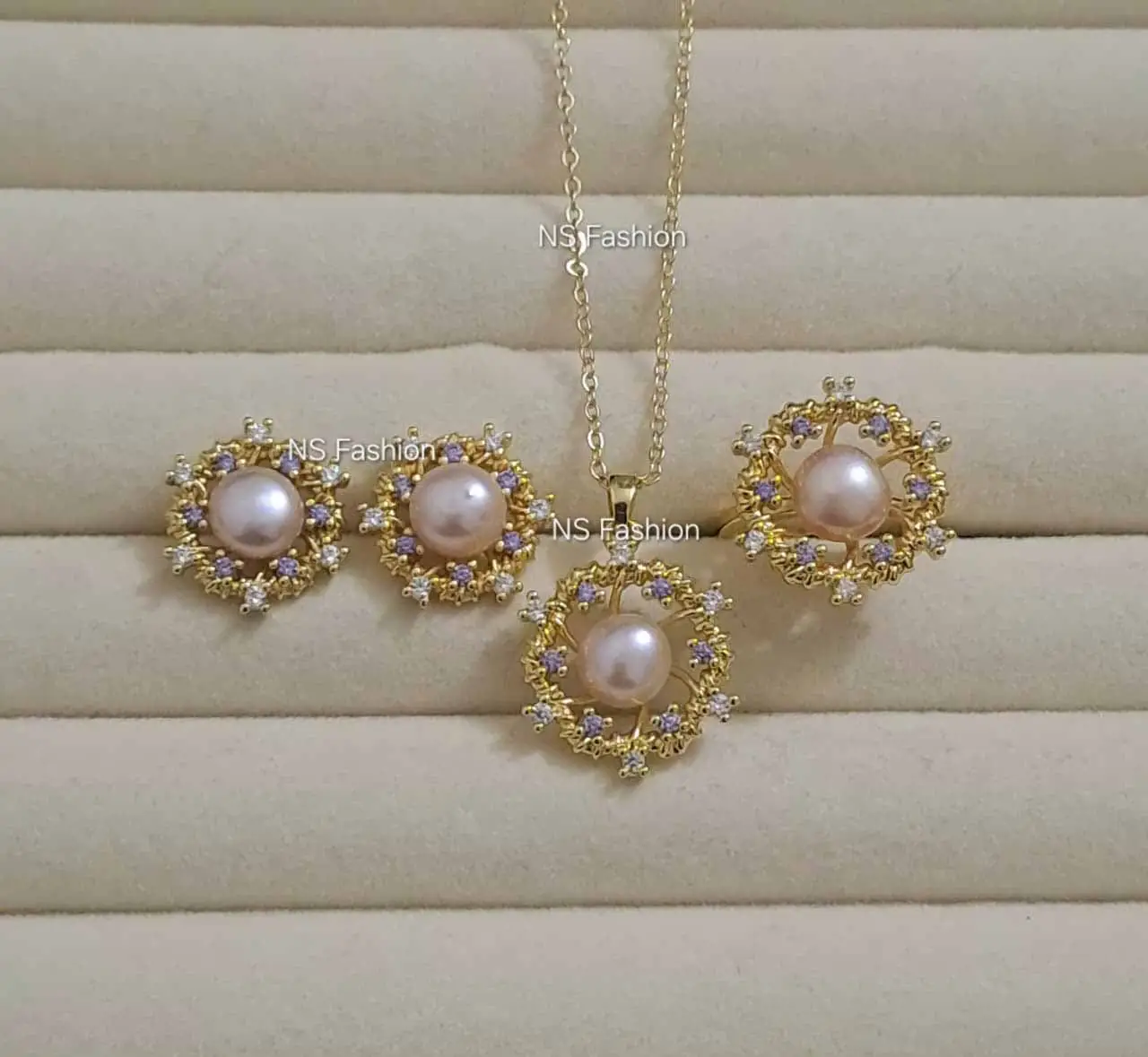 lavender-mist-purple-pearl-pendant-set Lavender Mist Purple Pearl Pendant Set - Image 1