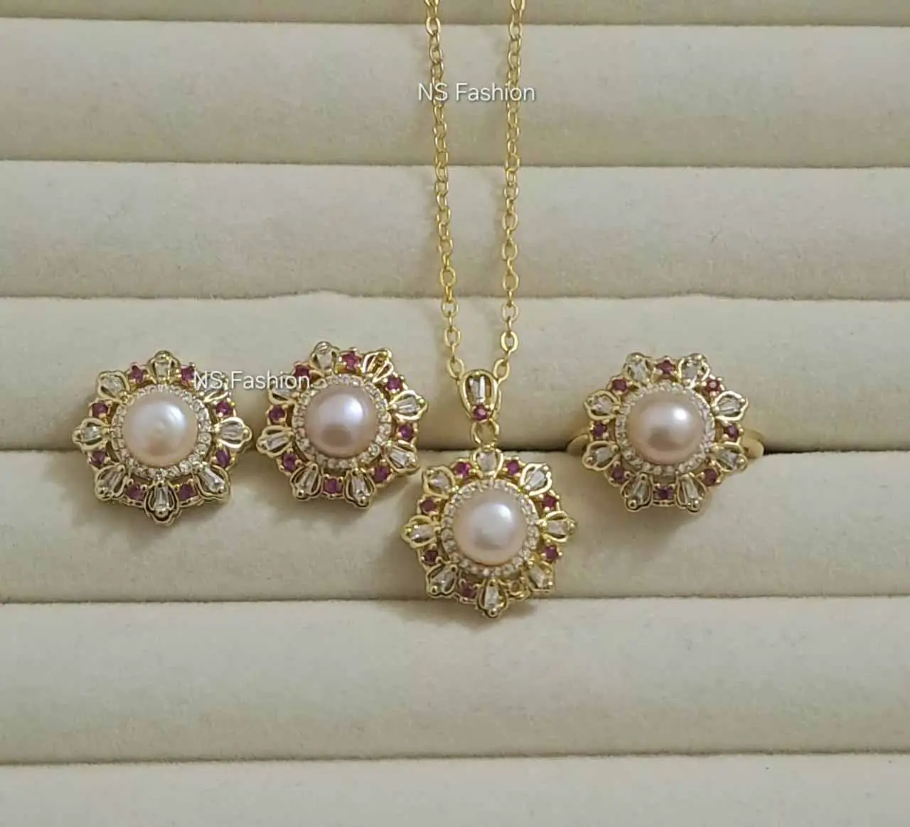 ruby-pink-color-pearl-pendant-set 100% Original Pink Color Pearl with Ruby Pendant Set - Image 1