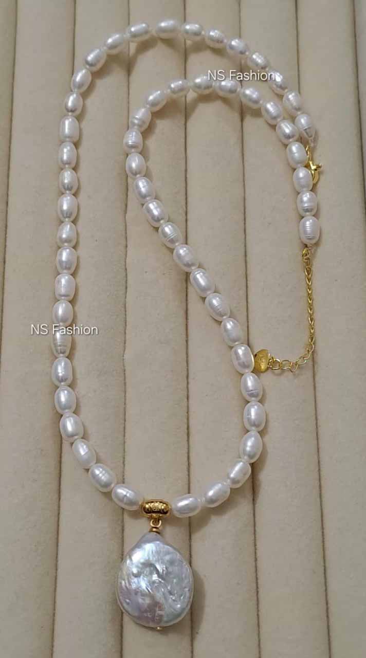 white-color-rice-pearl-necklace-with-coin-pearl-locket White Color Rice Pearl Necklace with Coin Pearl Locket - Image 1